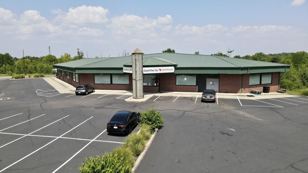 More Photos Of 6368 Pleasant Ave, Fairfield Freestanding For Lease