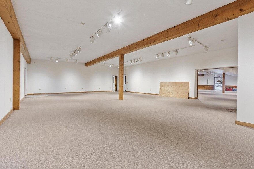 More Photos Of 162 Baldwinville Rd, Templeton Industrial For Sale