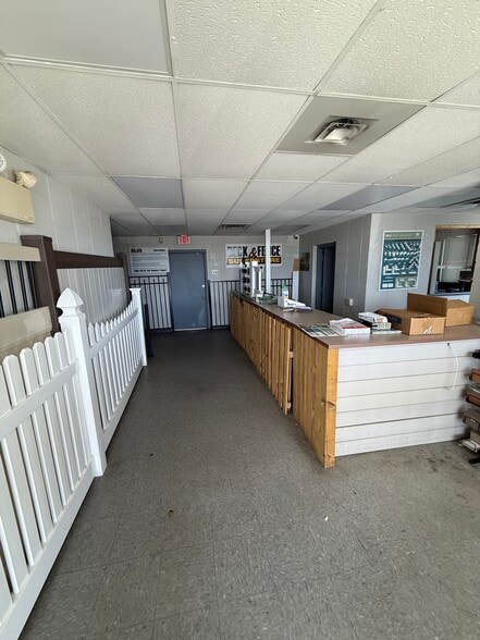 More Photos Of 1505 NJ-38, Hainesport Flex For Sale