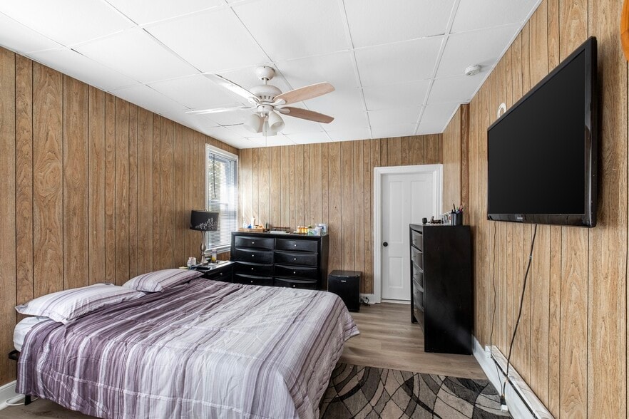 More Photos Of 423 Atlantic Ave, Egg Harbor City Multifamily For Sale