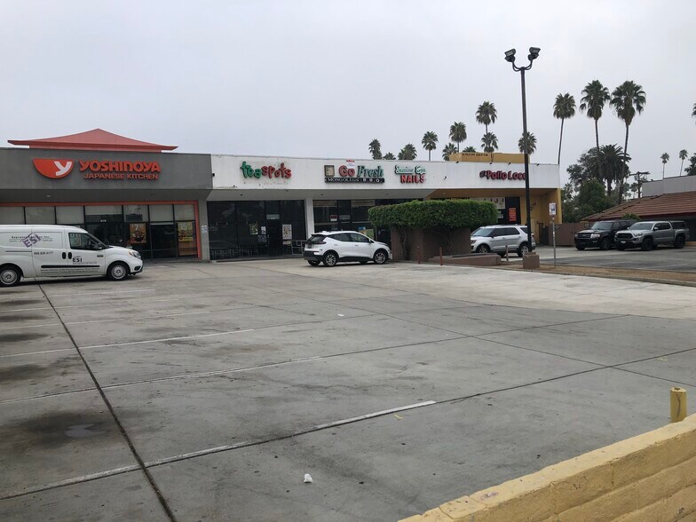 More Photos Of 1431-1449 Colorado Blvd, Pasadena Restaurant For Lease