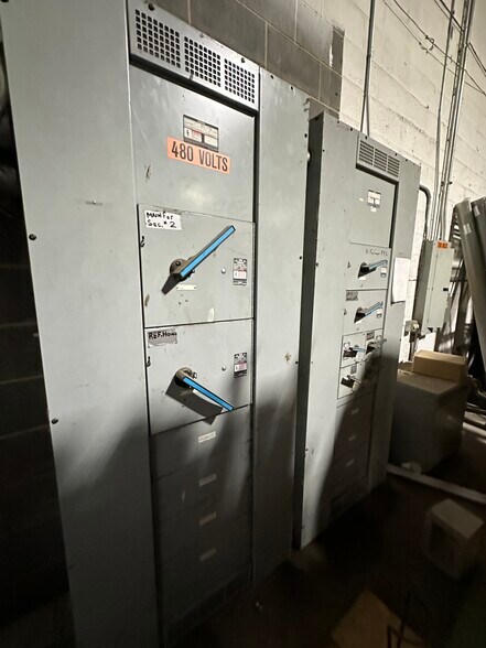 More Photos Of 19100 15 Mile Rd, Clinton Township Storefront For Sale