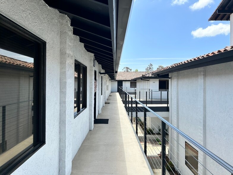 More Photos Of 24953 Paseo De Valencia, Laguna Hills Medical For Lease