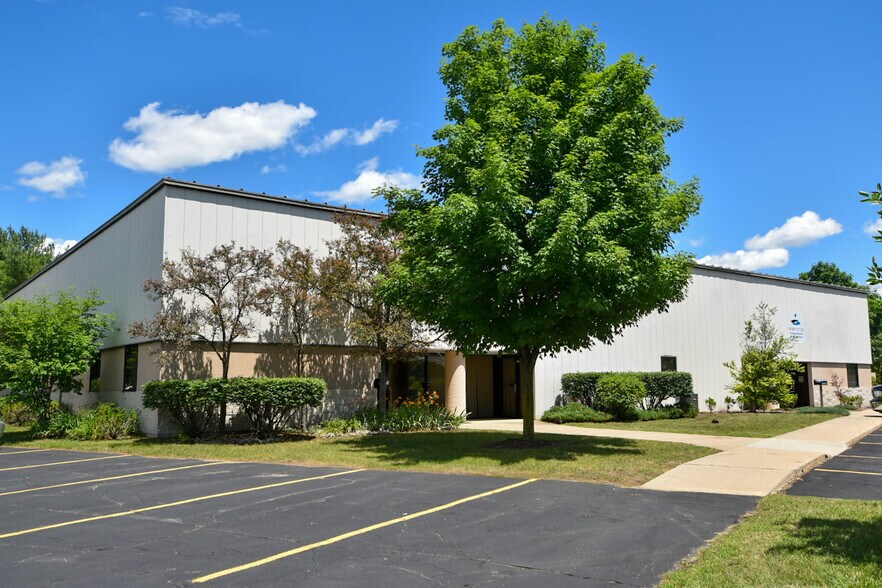 Primary Photo Of 1120-1136 Baker Rd, Dexter Unknown For Lease