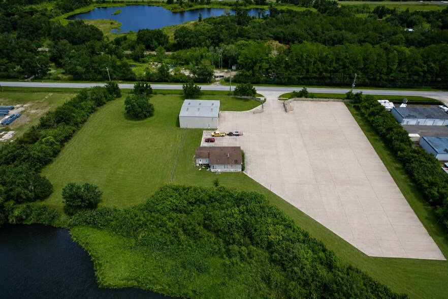 Primary Photo Of 3865 County Road 542, Lakeland Warehouse For Sale