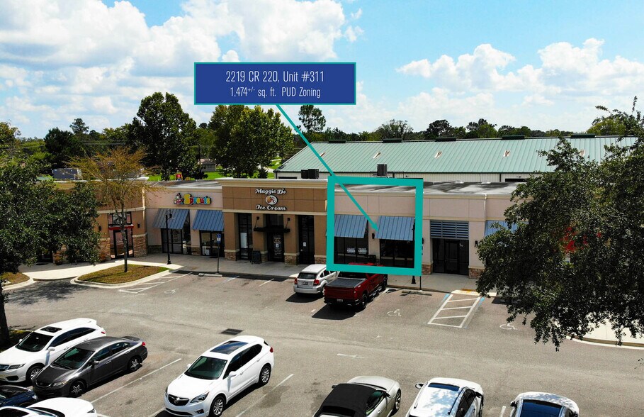 More Photos Of 2219 County Road 220, Middleburg General Retail For Lease