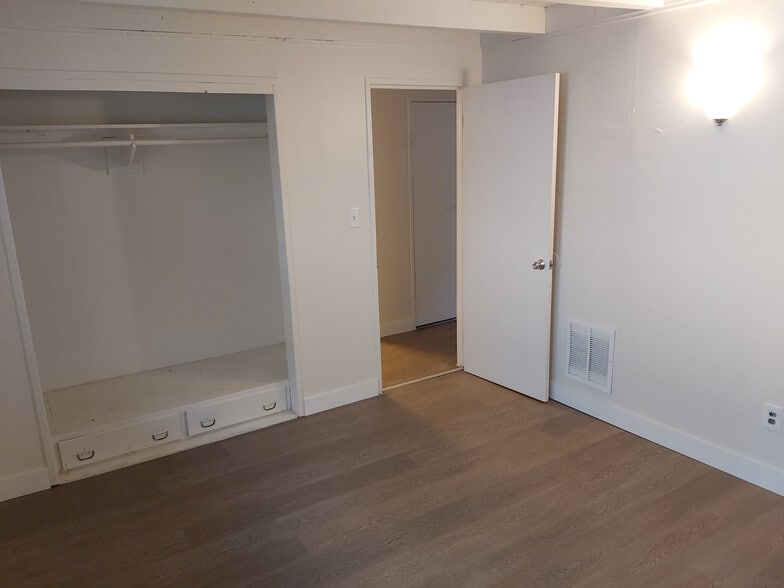 More Photos Of 350 SE Lilly Ave, Corvallis Apartments For Sale