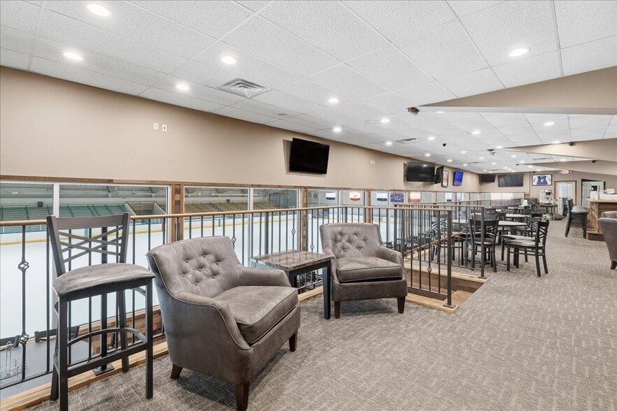 More Photos Of 5001 W Crawford Ave, Connellsville Skating Rink For Sale