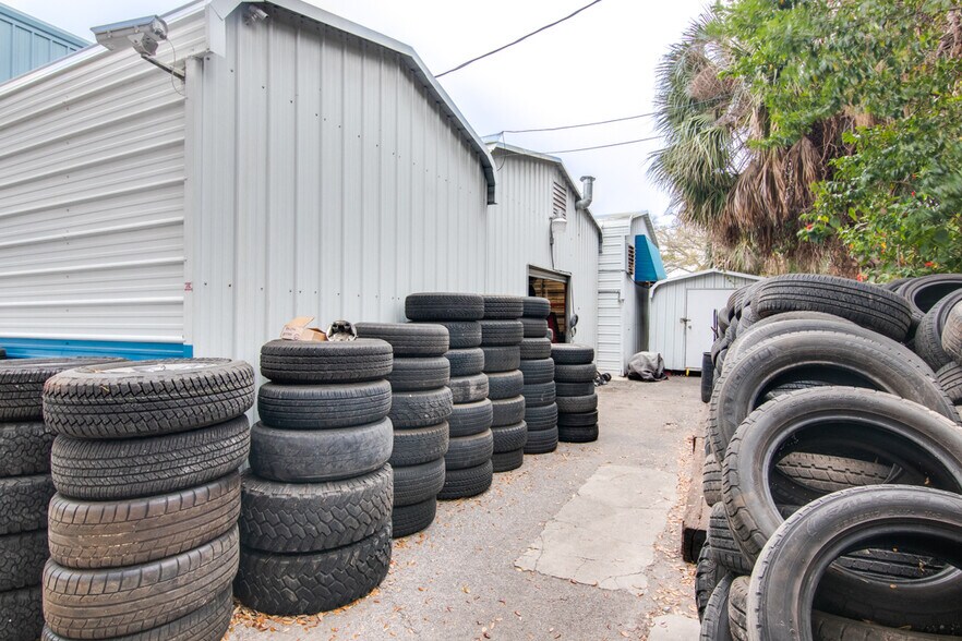 More Photos Of 3639 S Manhattan Ave, Tampa Auto Repair For Sale