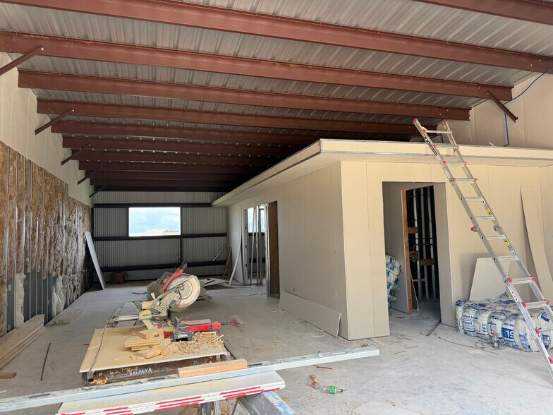 More Photos Of 4272 FM 2484, Salado Unknown For Lease
