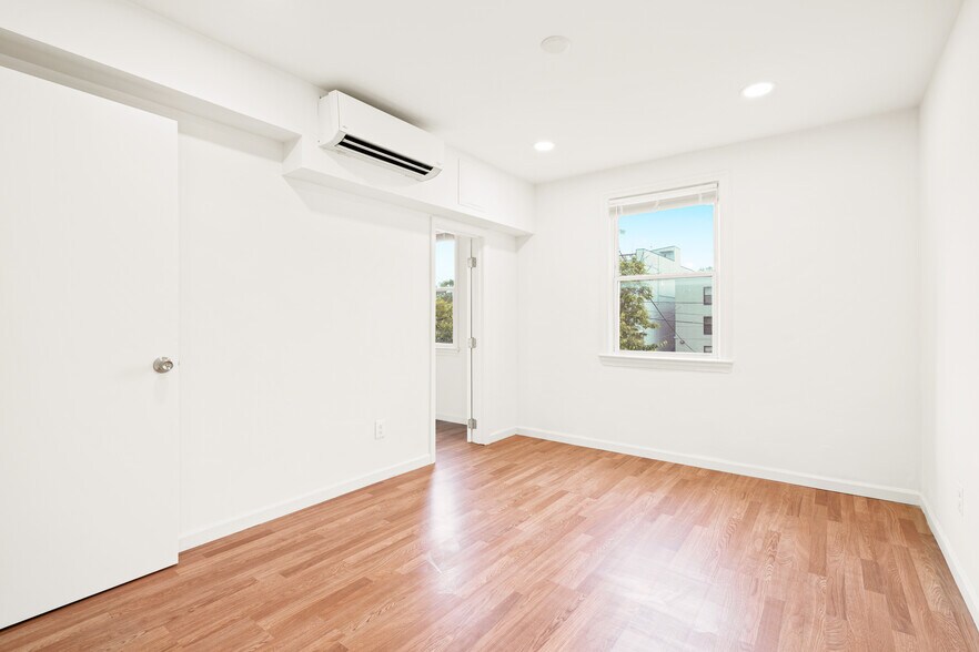 More Photos Of 718 Lamont St NW, Washington Apartments For Sale