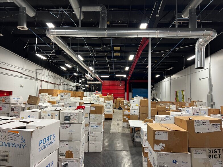 More Photos Of 885 Tallevast Rd, Sarasota Manufacturing For Lease