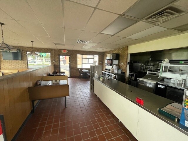 More Photos Of 3020 Harrisburg Ave NE, Canton Restaurant For Sale