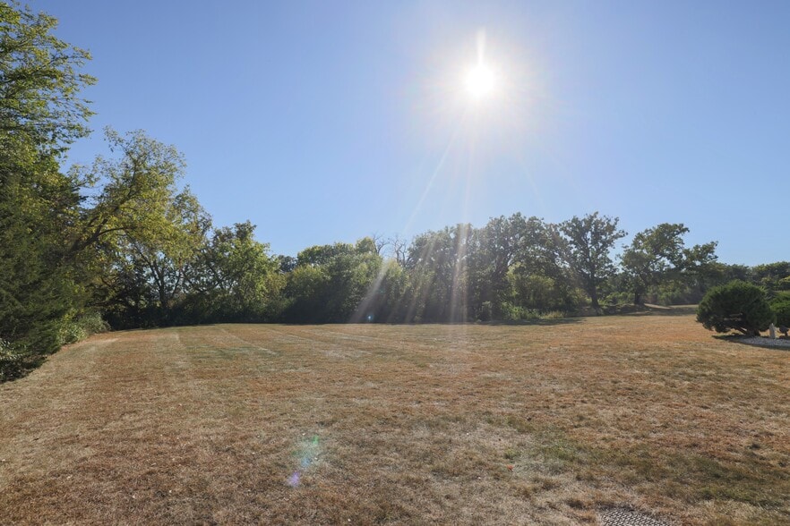 More Photos Of 10800 Lyndale Ave S, Bloomington Office For Lease