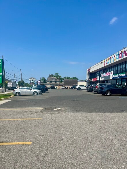 More Photos Of 1267 Forest Ave, Staten Island Storefront Retail Office For Lease