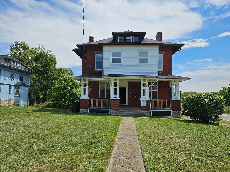Primary Photo Of 3636 Reading Rd, Cincinnati Apartments For Sale