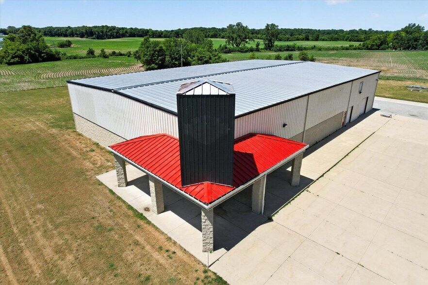 More Photos Of 8080 Matthews Hwy, Tecumseh Freestanding For Sale