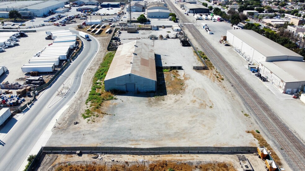 More Photos Of 108 Alpine Dr, Gonzales Warehouse For Lease