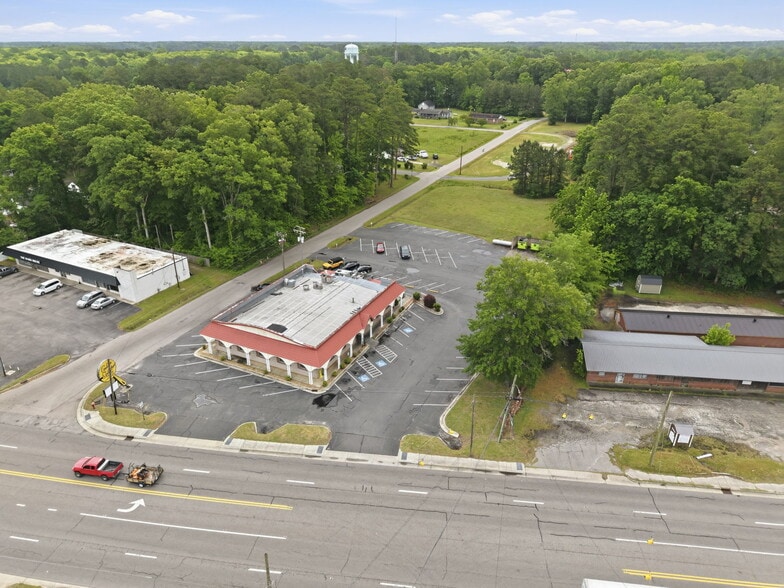 More Photos Of 167 US Highway 64 W, Plymouth Restaurant For Sale
