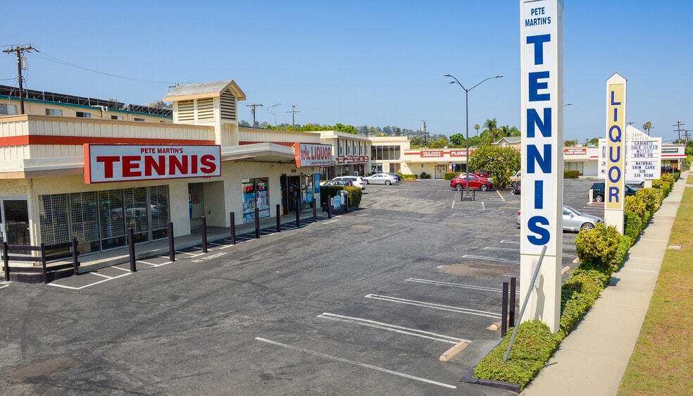 More Photos Of 3100-3160 Pacific Coast Hwy, Torrance Unknown For Lease