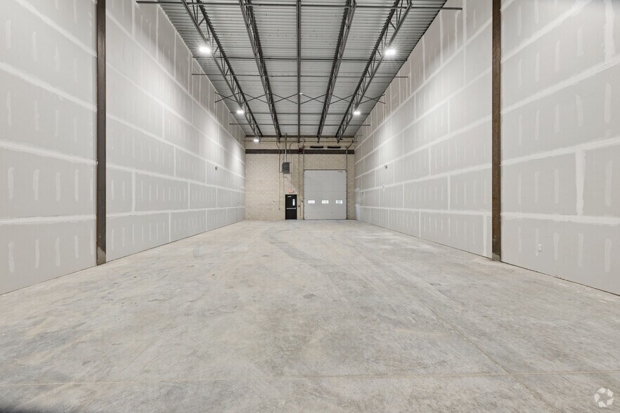 More Photos Of 596 Challenger Way, Jackson Warehouse For Lease