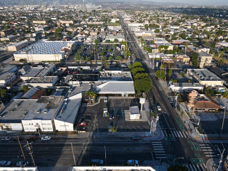 More Photos Of 208-214 W Anaheim St, Wilmington Storefront Retail Office For Sale