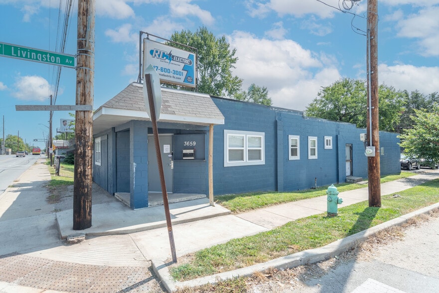 More Photos Of 3659 W 10th St, Indianapolis Freestanding For Sale