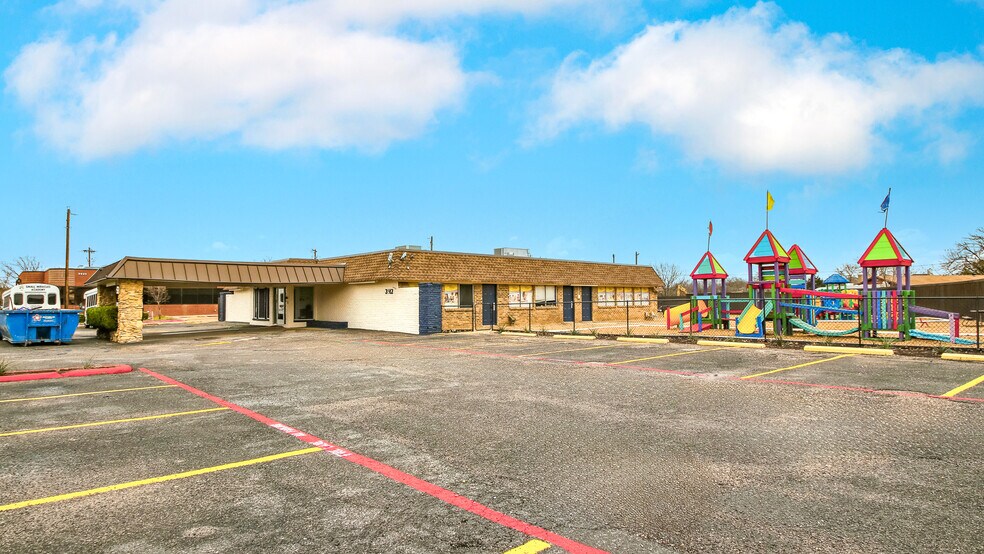 Primary Photo Of 3912 Alma Dr, Plano General Retail For Sale