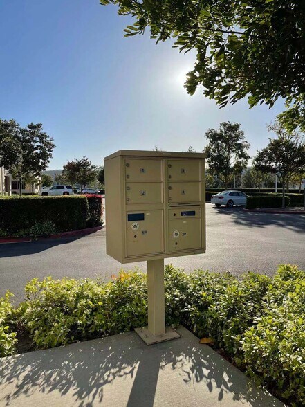 More Photos Of 40 Tesla, Irvine Manufacturing For Sale