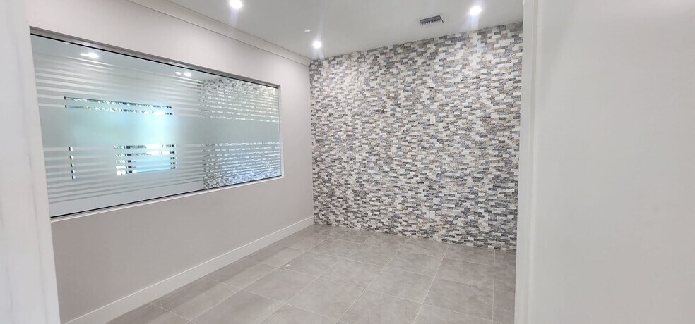 More Photos Of 9100 Belvedere Rd, Royal Palm Beach Unknown For Lease