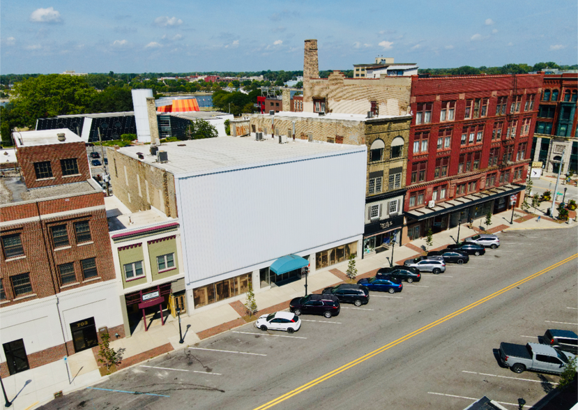 More Photos Of 711 Washington Ave, Bay City Medical For Sale