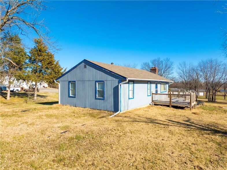 More Photos Of 13612 Stillwell Rd, Bonner Springs Auto Salvage Facility For Sale