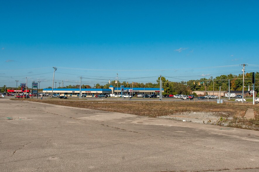 More Photos Of 1900 Highway 46 S, Dickson Land For Sale