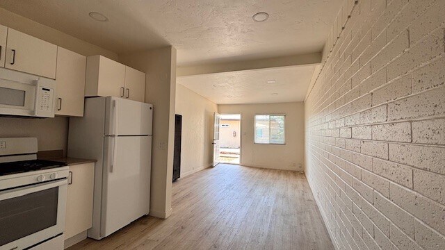 More Photos Of 718-722 N Freeman St, Oceanside Apartments For Sale