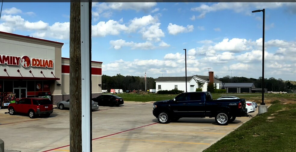 More Photos Of 3016 Estesville rd, Longview General Retail For Sale