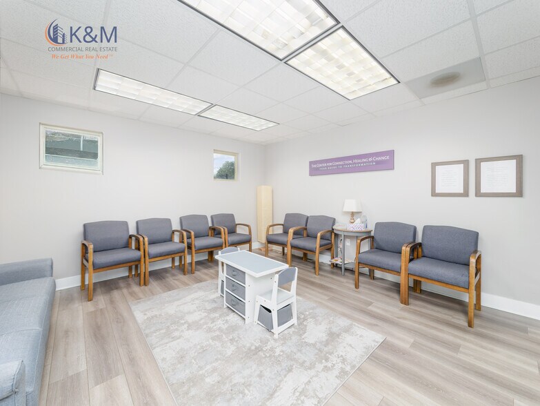 More Photos Of 3930 Walnut St, Fairfax Medical For Sale