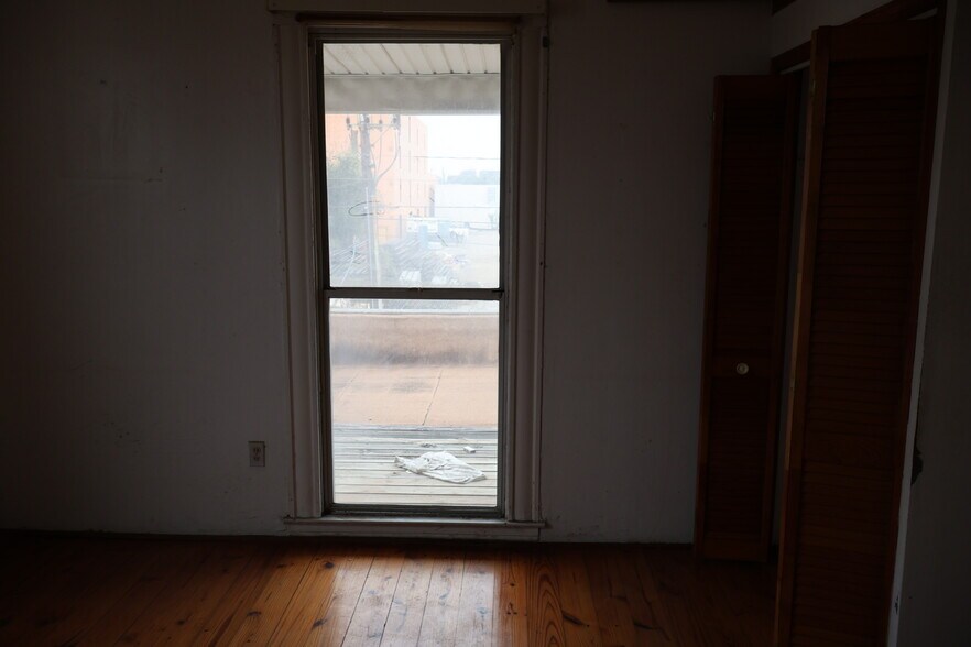More Photos Of 2509 Canal St, Houston Loft Creative Space For Sale