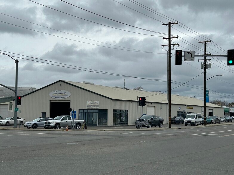 More Photos Of 1001 Richards Blvd, Sacramento Warehouse For Lease