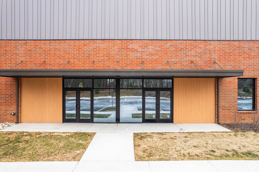 More Photos Of 711 Haywood Dr, Exton Light Manufacturing For Lease