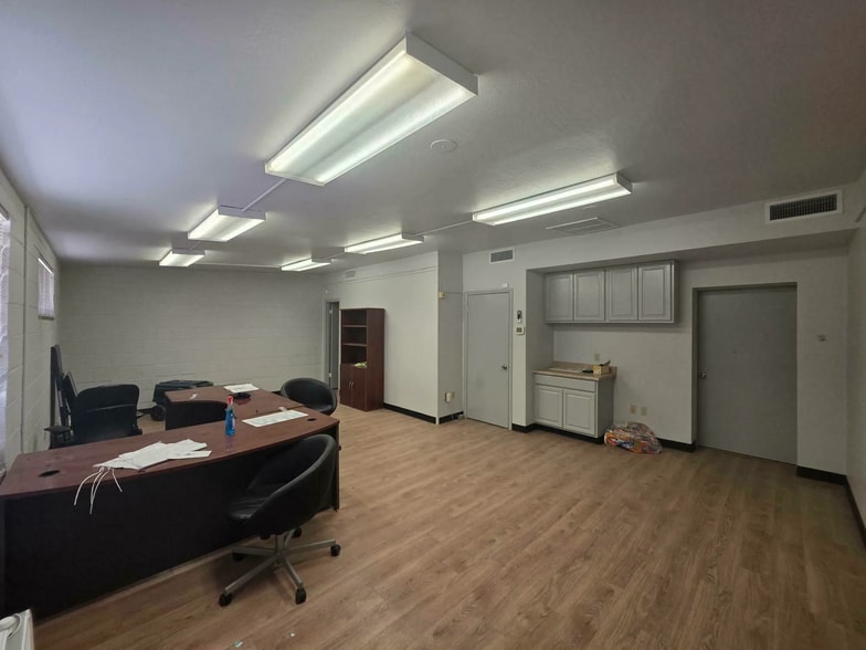 More Photos Of 1246 W Tee St, Casa Grande Contractor Storage Yard For Lease