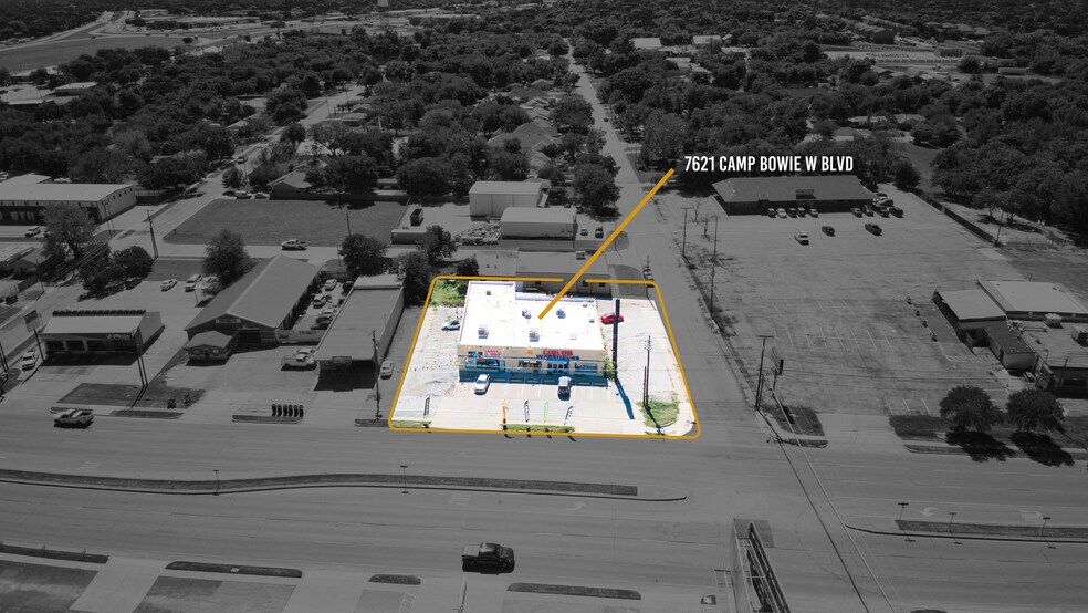 More Photos Of 7621 Camp Bowie West Blvd, Fort Worth Storefront For Sale