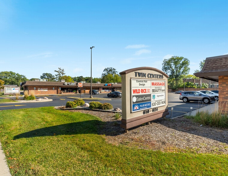 More Photos Of 610-624 E Ogden Ave, Naperville Storefront Retail Office For Sale