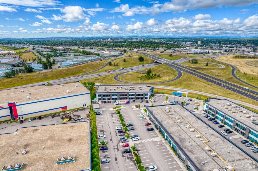 More Photos Of 709 64 Av SE, Calgary Office For Lease