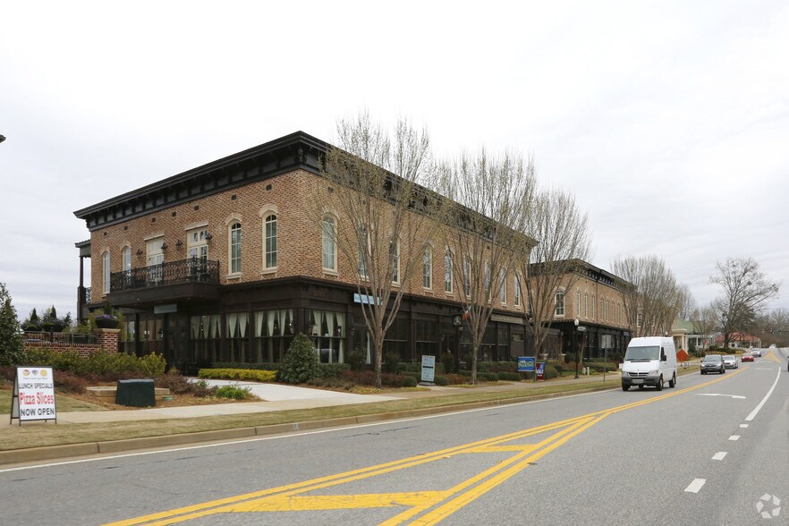 More Photos Of 12650 Crabapple Rd, Milton Unknown For Lease