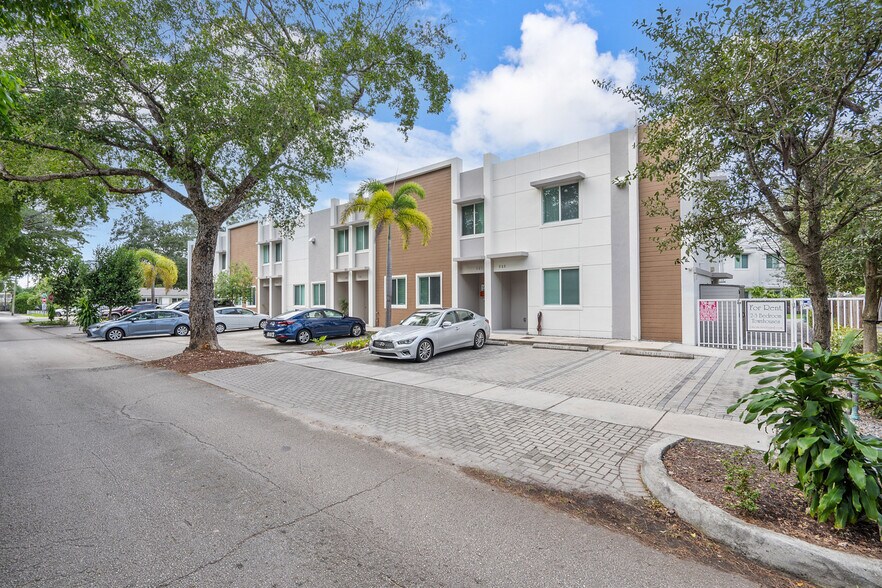 More Photos Of 509 NE 121st St, North Miami Apartments For Sale