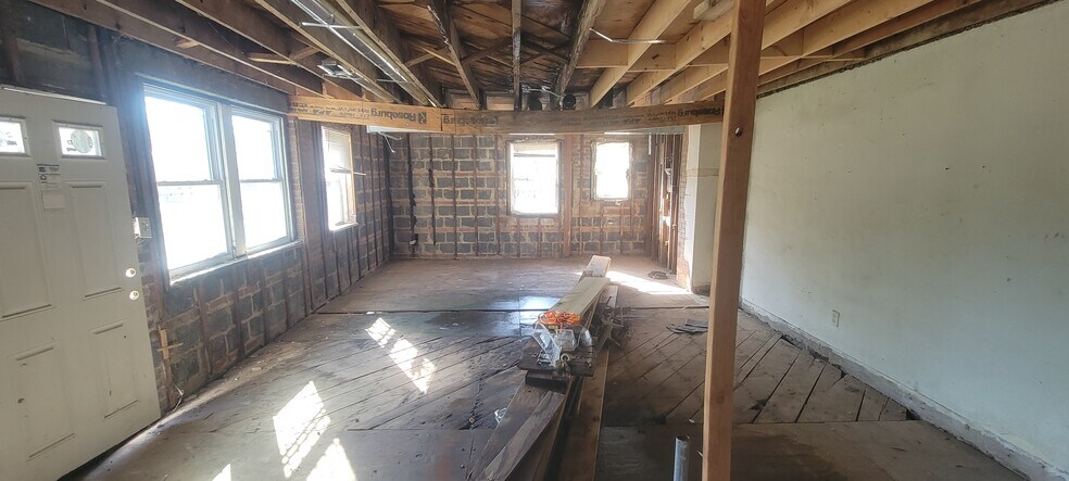 More Photos Of 4962-4966 Benning Rd SE, Washington Apartments For Sale