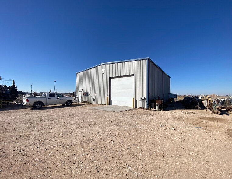 More Photos Of 3431 S County Rd W, Odessa Warehouse For Lease