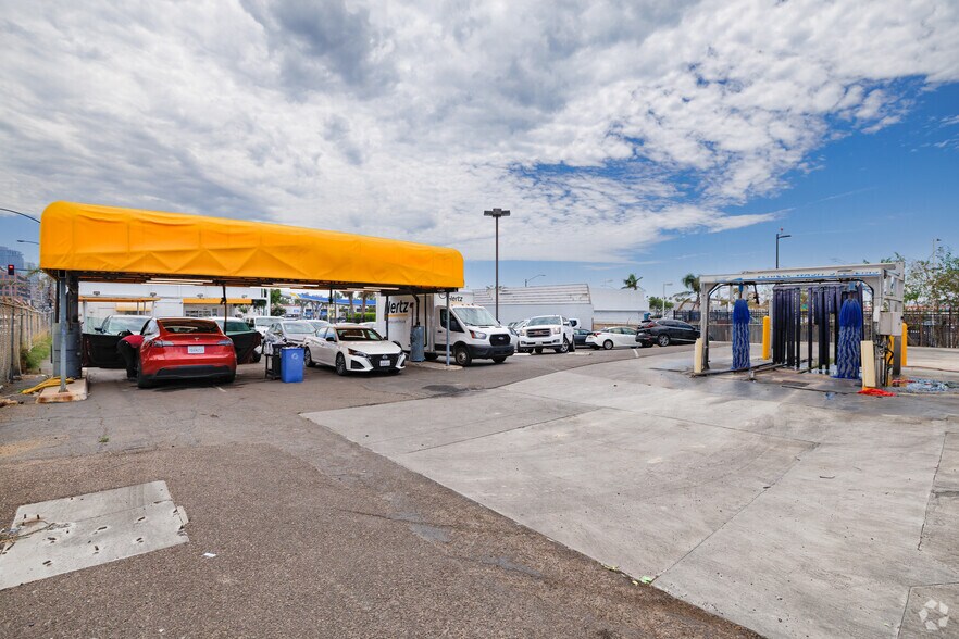 More Photos Of 1120 W Laurel St, San Diego Auto Dealership For Lease