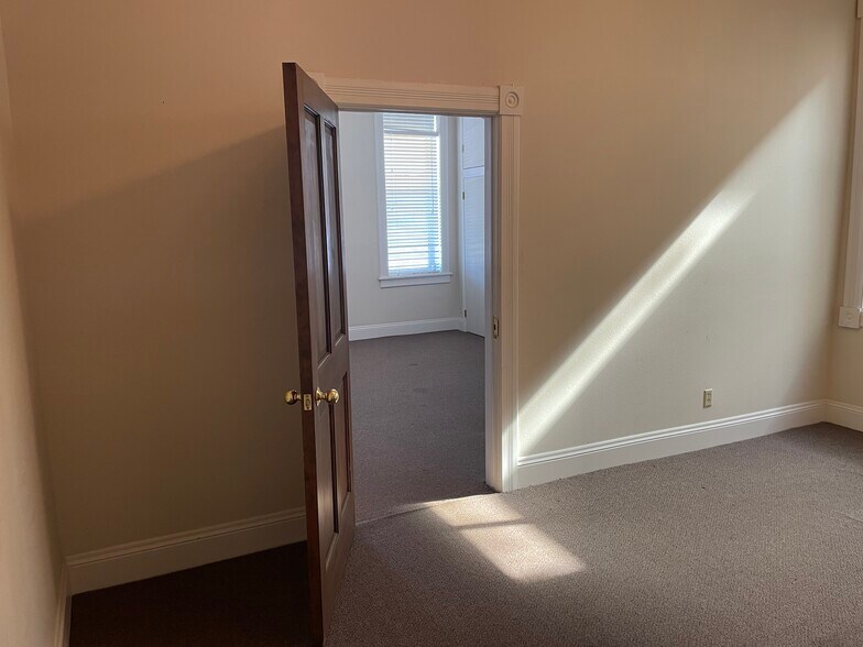 More Photos Of 226-228 S Union Ave, Pueblo Storefront Retail Office For Lease