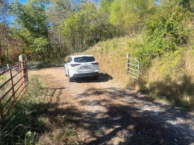 More Photos Of 922 Broad st, Mount Hope Industrial For Sale